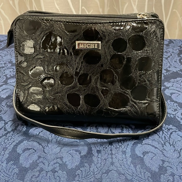 Miche bag with 7 shells:  Sierra, Kayla, Ava, Maddy, Lulu, Hope, and Averie - Picture 2 of 12